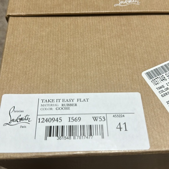 Cristian louboutin’d brand new size 41 men , women’s 10.5-11 grey and red!! - Picture 2 of 7